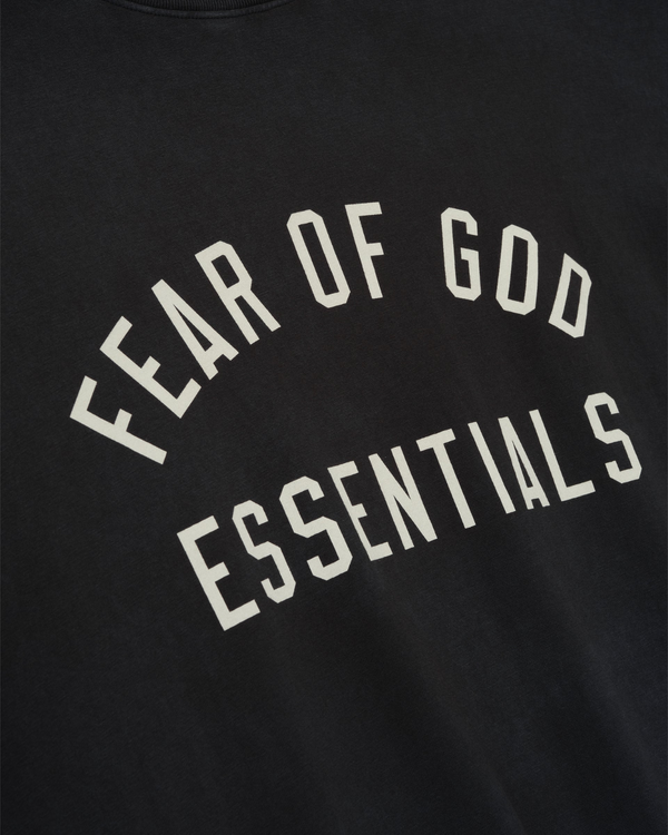 Camiseta Fear Of God Essentials Varsity 90s Short Sleeve Tee Cinza