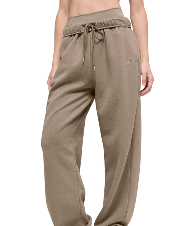 Calça Alo Yoga Accolade Straight Leg Gravel Bege