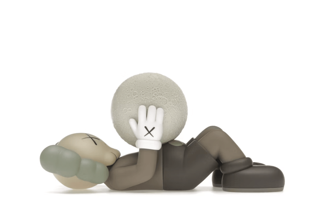 KAWS Holiday Shanghai Vinyl Figure Brown Toy Art Marrom - KAWS - KAWS007