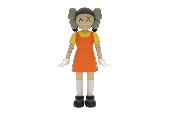 KAWS Young-Hee Vinyl Figure Colored Toy Art Laranja em laranja original na LK Sneakers