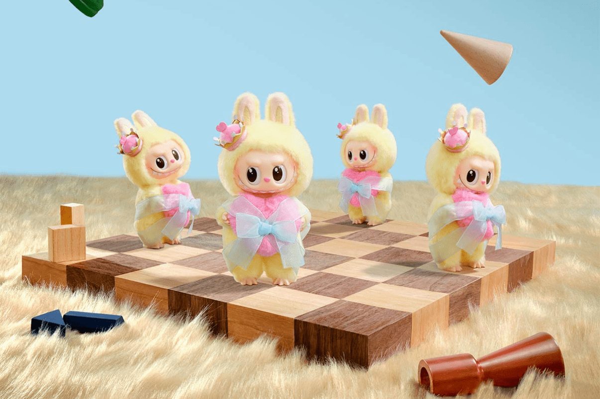 Pop Mart Labubu The Monsters Let's Checkmate Series Vinyl Plush Hanging Card - Labubu - LAB36
