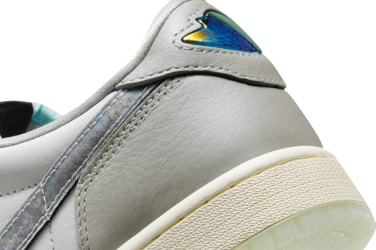 Tênis Air Jordan 1 Low "Lunar New Year" Photon Dust Cinza - Jordan - HF3144 - 100 - 1