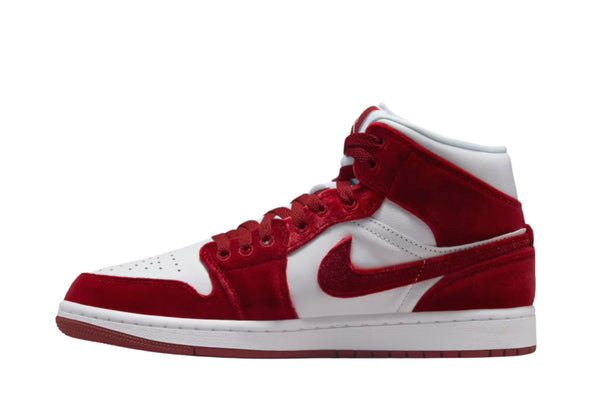 Tênis Nike Air Jordan 1 Mid SE Red Velvet Vermelho