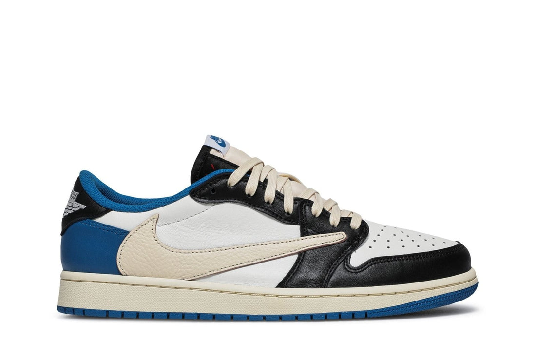 Tênis Air Jordan 1 Retro Low Fragment Design x Travis Scott Couro Branco Preto Azul - Jordan - DM7866 140
