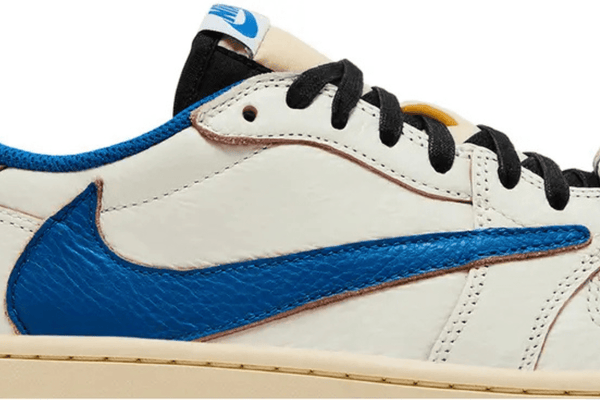 Tênis Nike Air Jordan 1 x Travis Scott Retro Low OG SP Nike Sail Military Blue Couro