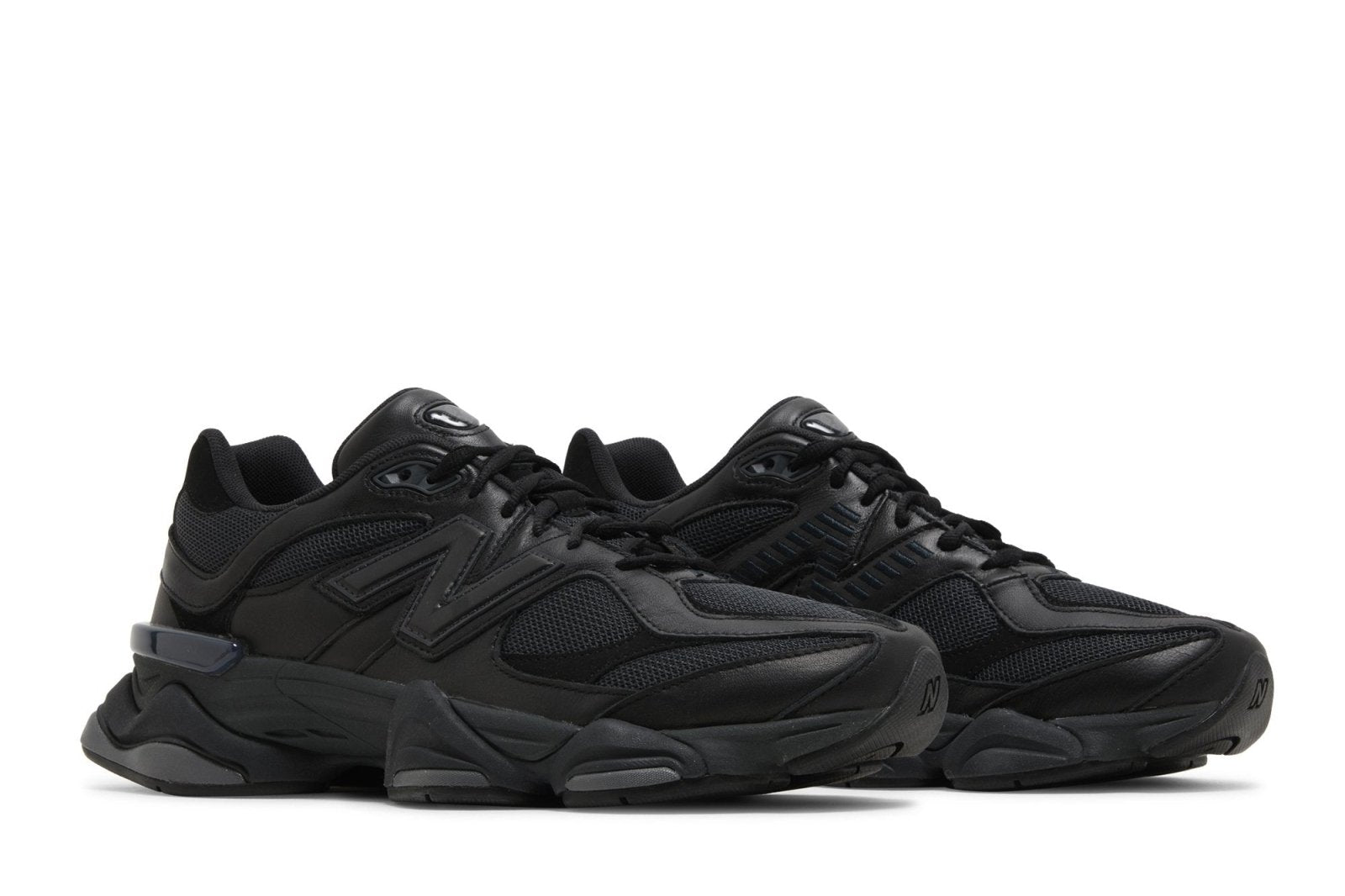 Tênis New Balance 9060 Triple Black Preto - LK Sneakers - U9060NRI