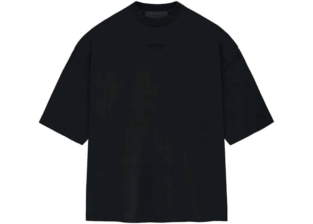 Camiseta Oversized Essentials Fear of God "Jet Black Small Logo" Preto - Camiseta - LK Sneakers -