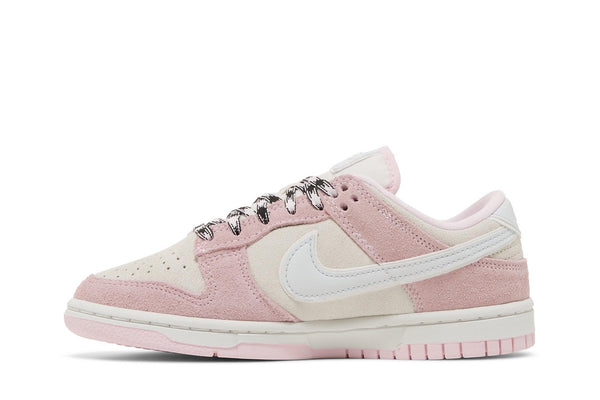 Tênis Nike Dunk Low LX Pink Foam Rosa