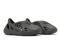 Tênis Yeezy Foam Runner Carbon Preto - Yeezy -