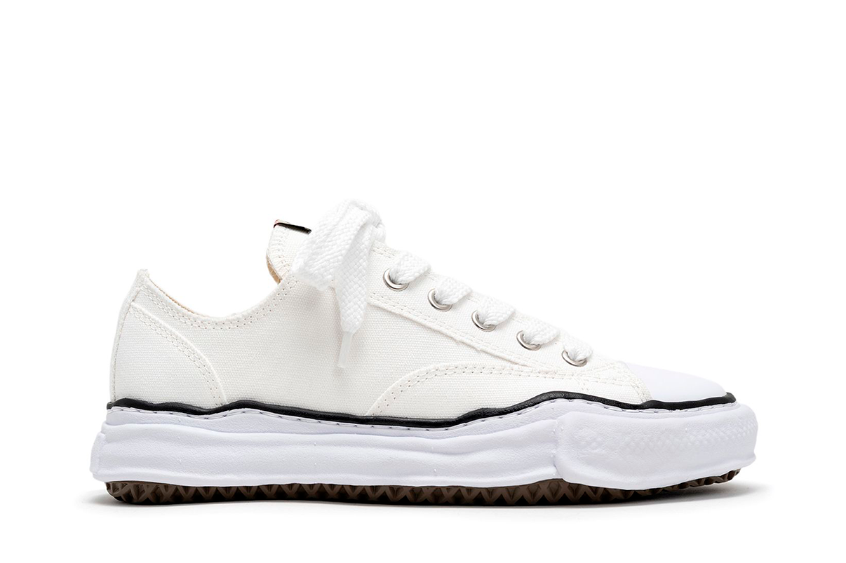 Tênis Maison Mihara Yasuhiro "Peterson" OG Sole Canvas Low-top White Branco