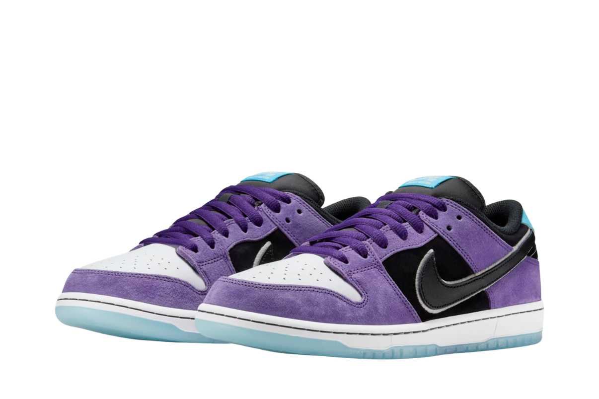 Tênis Nike SB Dunk Low Pro x Hayley Wilson em Preto e Roxo Côrte