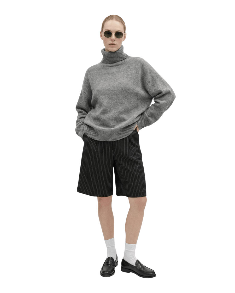 Bermuda Saint Studio Alfaiataria Algodão Orgânico Risca de Giz Preto