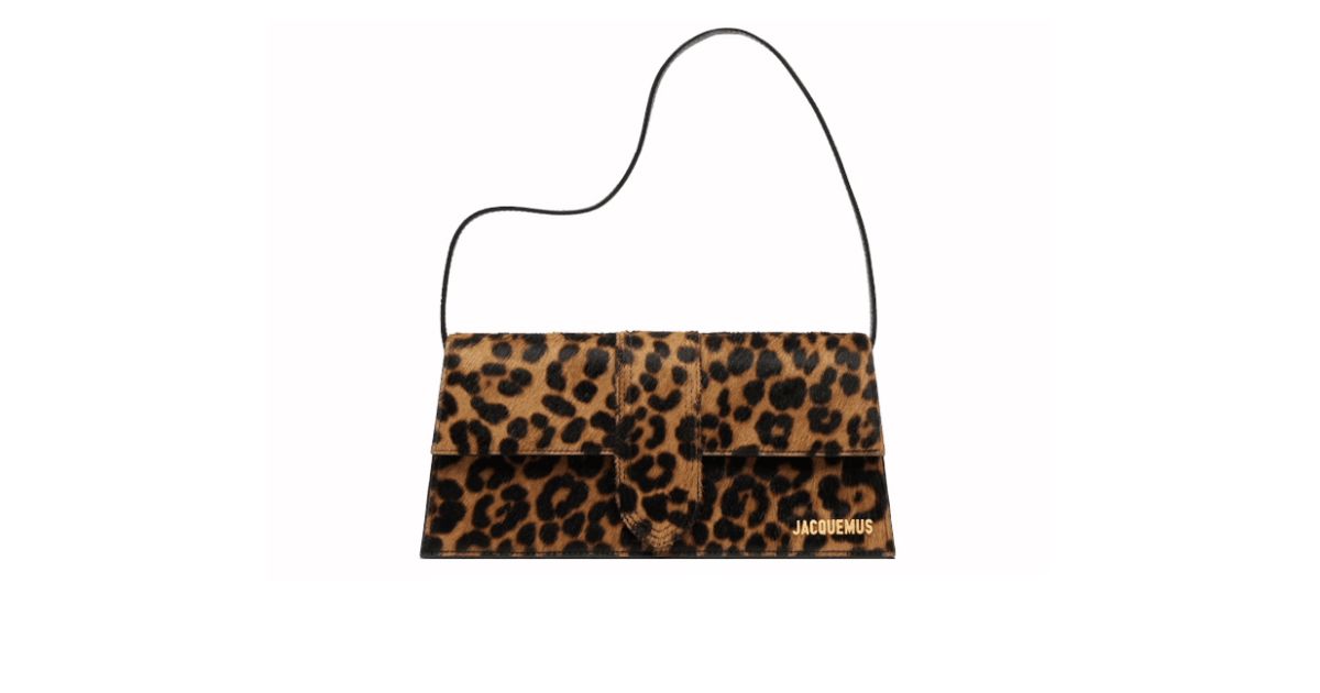 Bolsa Jacquemus Le Bambino Long Flap Bag Leopard Print por R