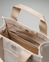 Vista superior Bolsa Lululemon Mini Tote Bag Two-Tone Canvas  4.5L Bege