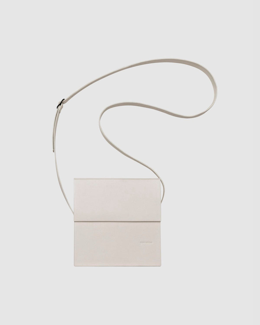 Vista lateral Bolsa Minimal Saint Studio Cacto Off White