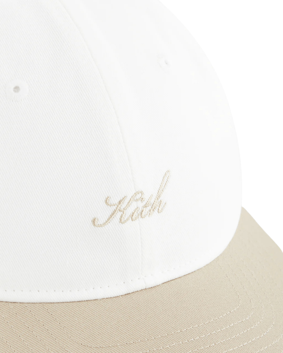 Vista superior Boné Kith Script Logo Classic Cap Canvas Bege Branco
