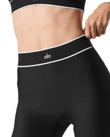 Vista superior Calça Alo Yoga Airlift Mesh High-Waist Darling Stirrup Legging Preto