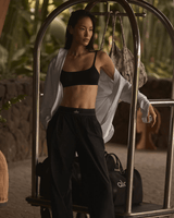 Vista do solado Calça Alo Yoga Suit Up Trouser (Long) Preto