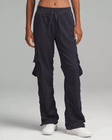 Calça Lululemon Cargo Dance Studio Relaxed - Fit Mid - Rise - Lululemon - 11670127 - 41