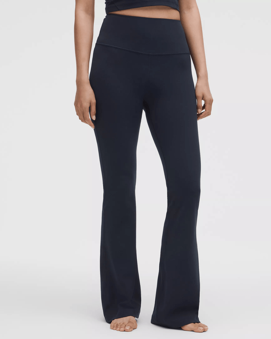 Vista na caixa Calça Lululemon Groove Nulu Super-High-Rise Flared Regular