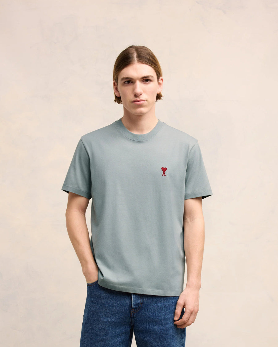Vista traseira Camiseta Ami Paris de Coeur Rouge Azul
