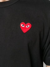 Vista frontal Comme des Garcons PLAY Red Emblem Black Preto
