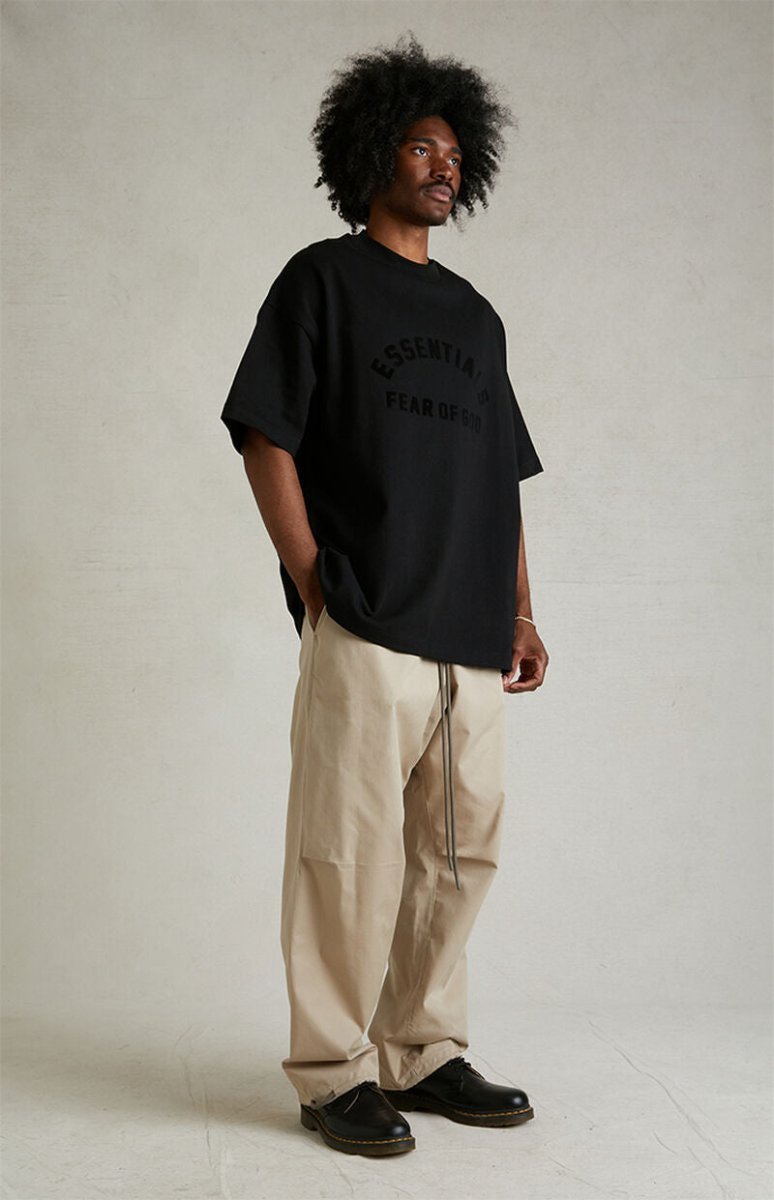 Camiseta Oversized Fear of God Essentials Heavy Jet Black Preto - LK Sneakers - HEAVYJETBLK - 1