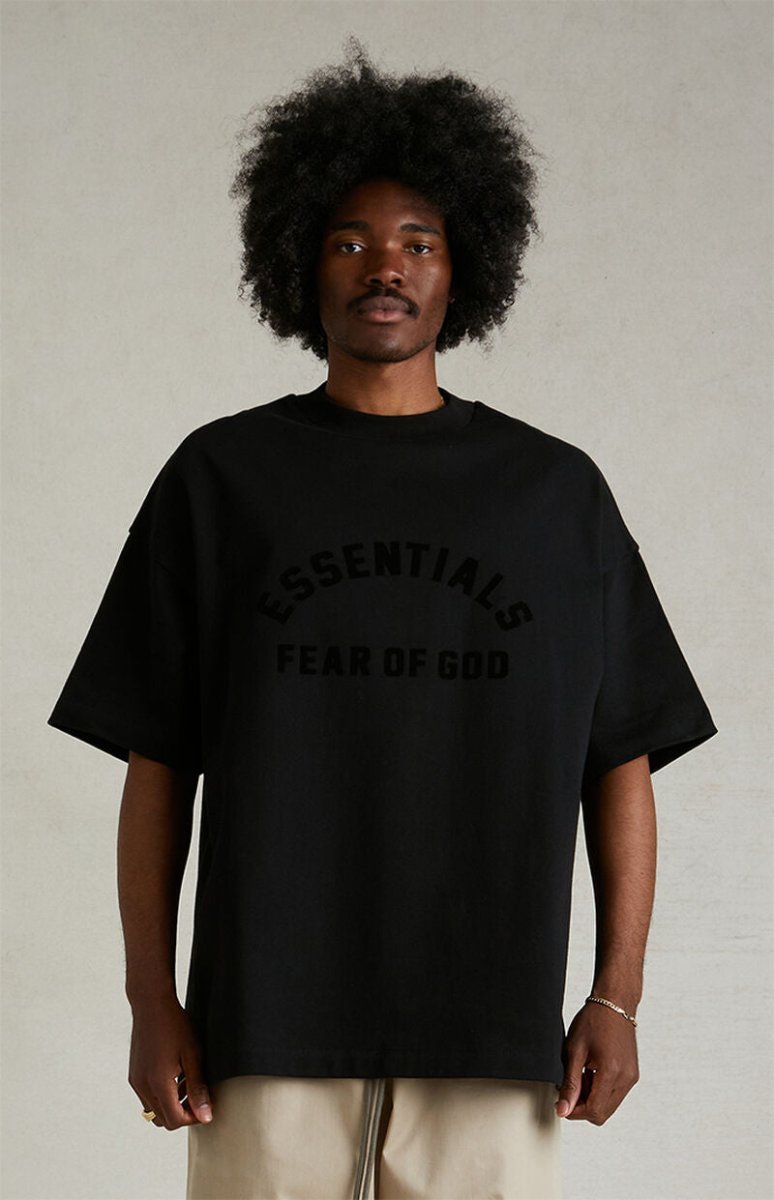 Camiseta Oversized Fear of God Essentials Heavy Jet Black Preto - LK Sneakers - HEAVYJETBLK - 1