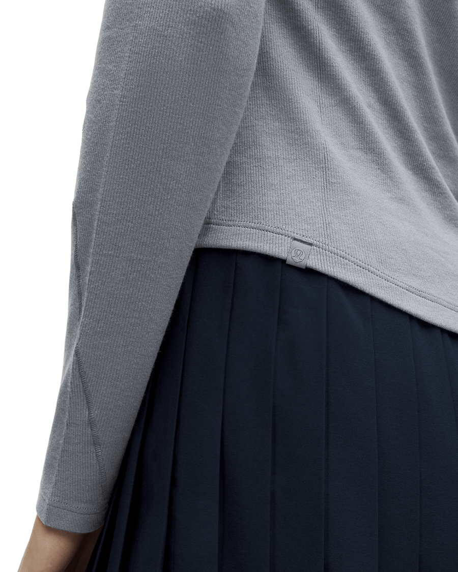 Vista em detalhe Camiseta Lululemon Hold Tight Henley