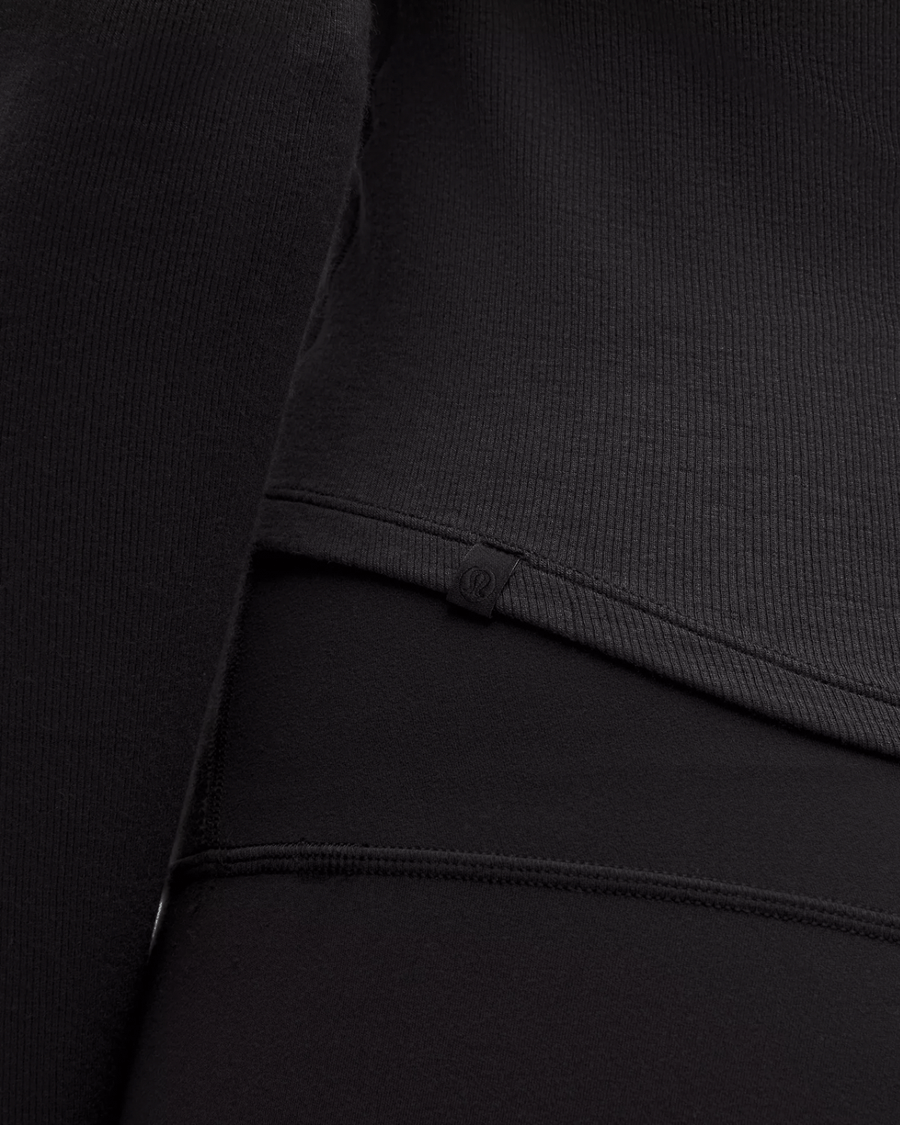 Vista na caixa Camiseta Lululemon Hold Tight Henley