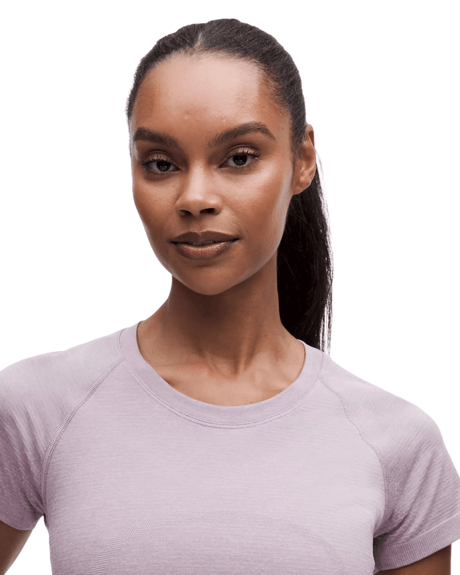 Camiseta Lululemon Manga Longa Swiftly Tech Shirt 2.0 Hip Length Lotus Lavender Roxo