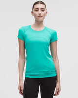 Vista frontal Camiseta Lululemon Swiftly Tech  2.0 Hip Length