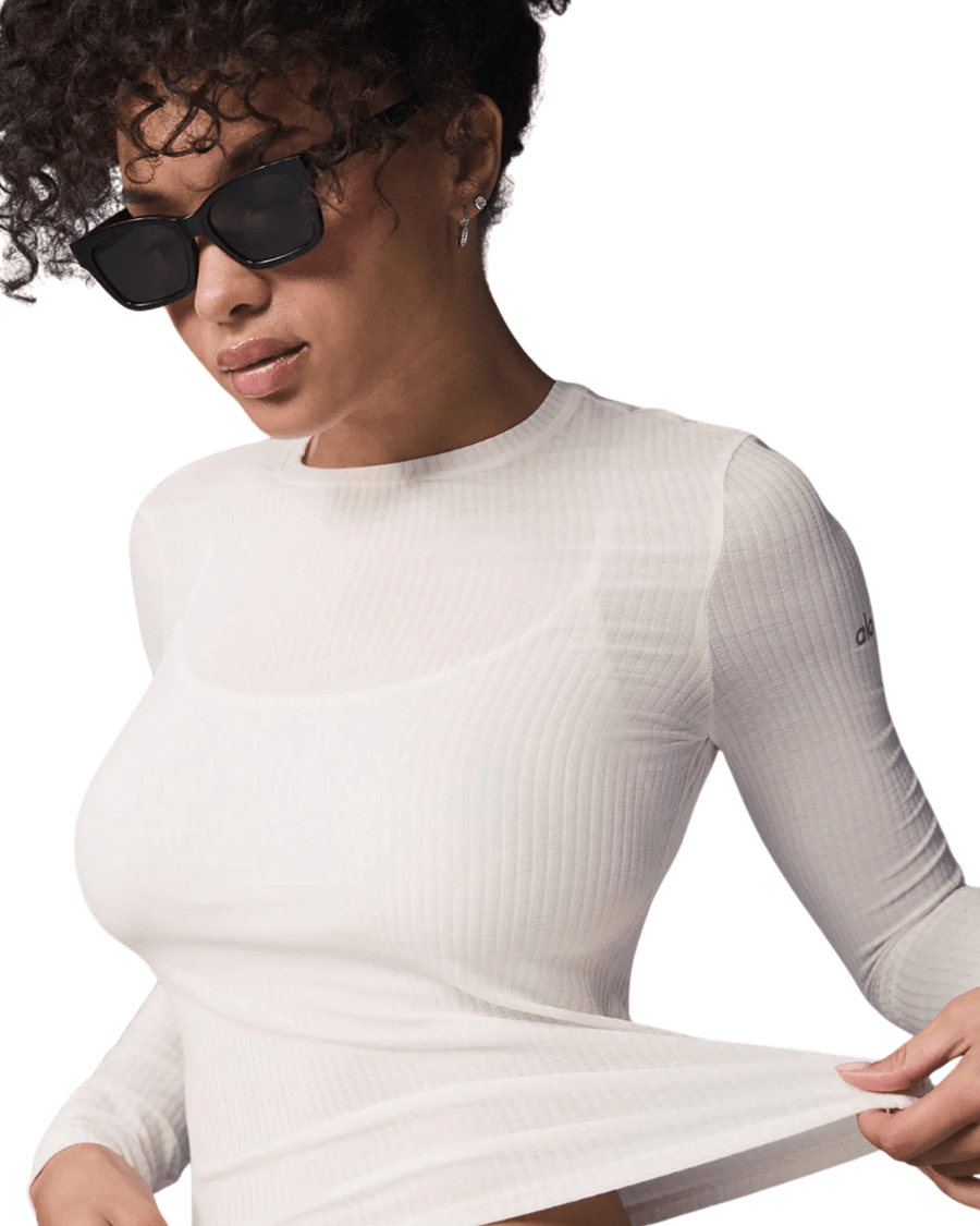 Camiseta Manga Longa Alo Yoga Ribbed Mesmerize Mock Neck Ivory