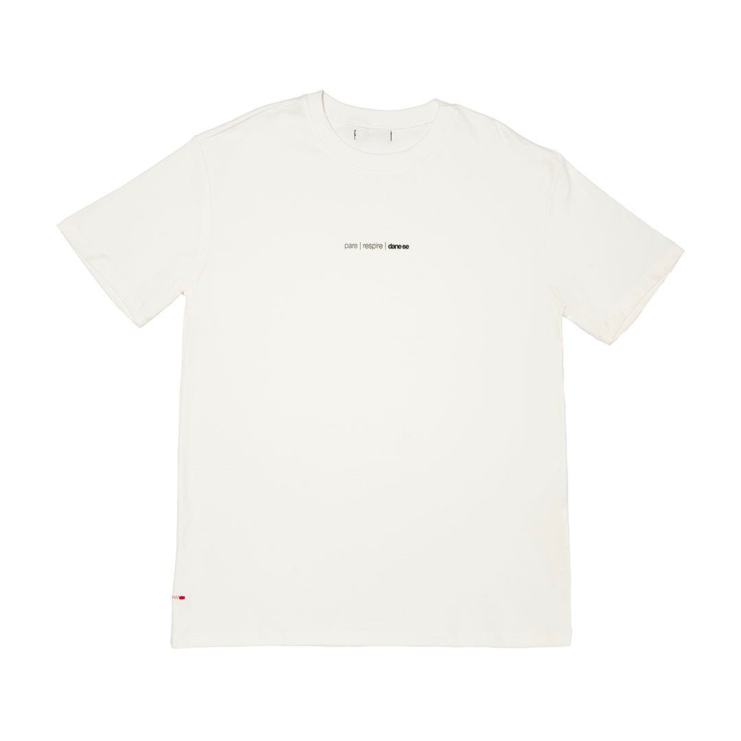 Camiseta Oversized Dane-se Pare, Respire Off White