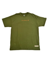 Vista lateral Camiseta Oversized Dane-se x Rubem Valentim Emblema 79 Verde