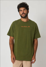 Vista traseira Camiseta Oversized Dane-se x Rubem Valentim Emblema 79 Verde
