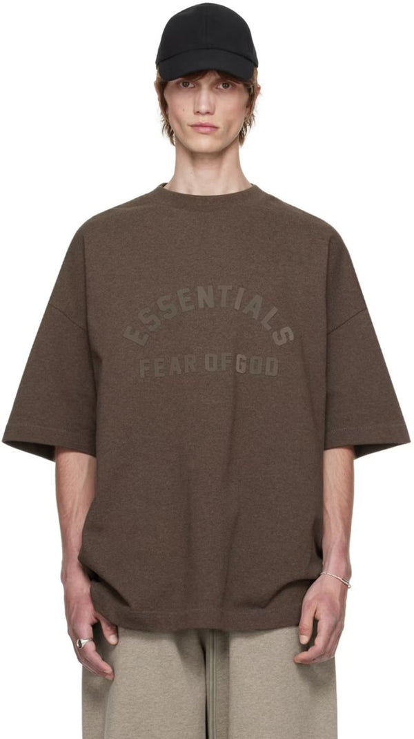Camiseta Oversized Fear of God Essentials Heavy Healther Wood Marrom