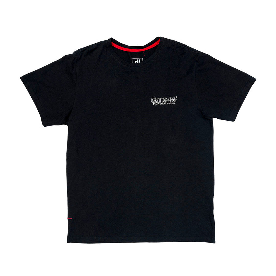 Vista lateral Camiseta Regular Dane-se Arara do Cerrado Preto