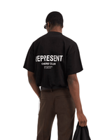 Camiseta Represent Clo Owners Club em preto fosco, vista traseira