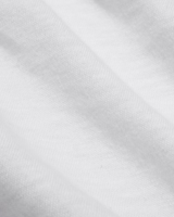 Vista em detalhe Camiseta Skims Baby Tee Worn in Jersey Snow Contrast Branco