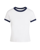 Vista lateral Camiseta Skims Baby Tee Worn in Jersey Snow Contrast Branco
