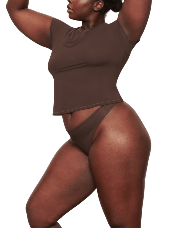 Camiseta Skims Fits Everybody Cocoa Marrom