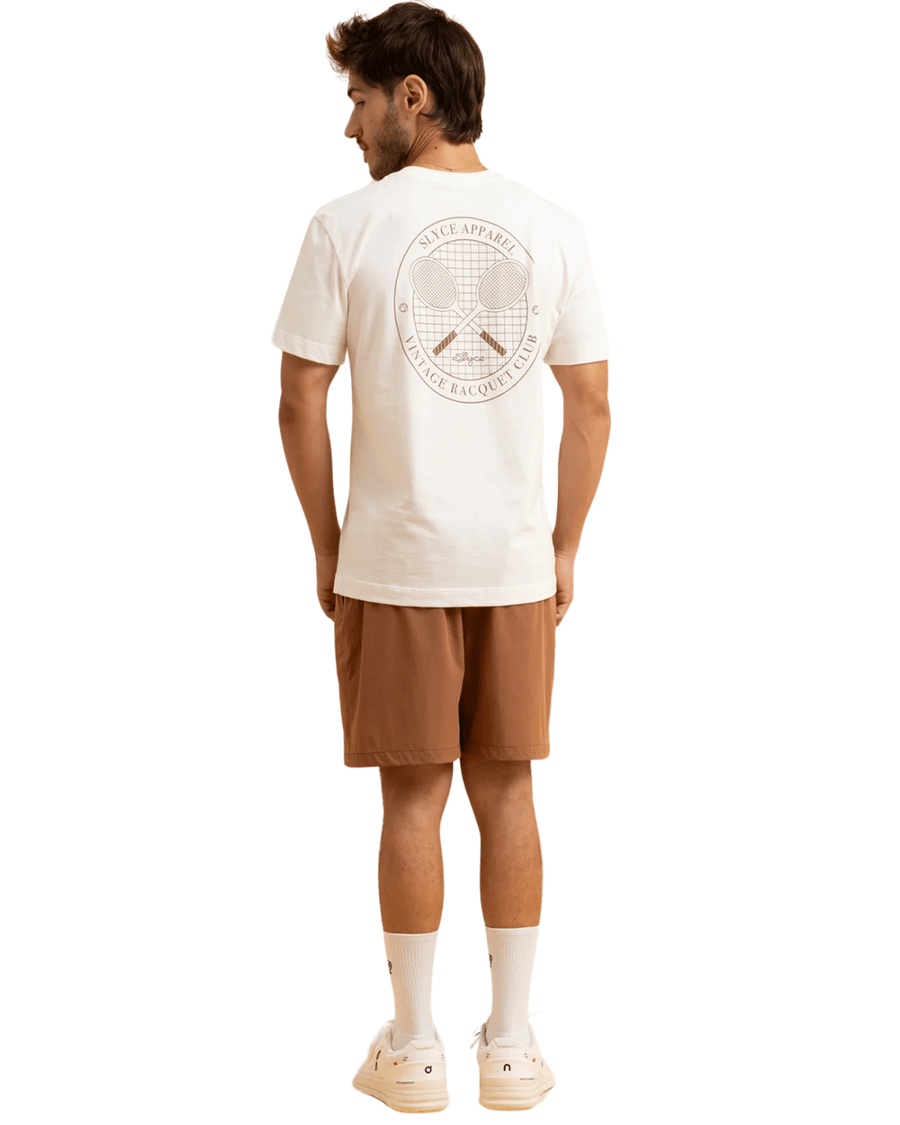Vista lateral Camiseta Slyce Racquet Club Off White