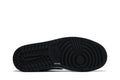 Sola preta do tênis Swarovski x Wmns Air Jordan 1 Retro Low OG 'Shadow' mostrando padrão de tração e logo Nike