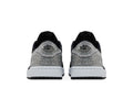 Vista traseira dupla dos tênis Swarovski x Wmns Air Jordan 1 Retro Low OG 'Shadow' preto e cinza com detalhes em cristais Swarovski e logo Air Jordan