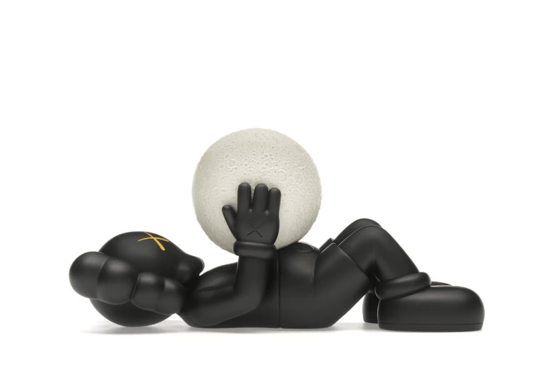 KAWS: Figures, Collectibles e Collabs | LK Sneakers