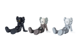 KAWS Holiday Taipei Vinyl Figure Black/Brown/Grey Set Toy Art em black original na LK Sneakers