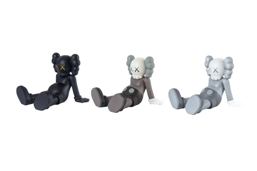 KAWS Holiday Taipei Vinyl Figure Black/Brown/Grey Set Toy Art em black original na LK Sneakers