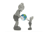 KAWS THE PROMISE Vinyl Figure Grey Toy Art Cinza em cinza original na LK Sneakers
