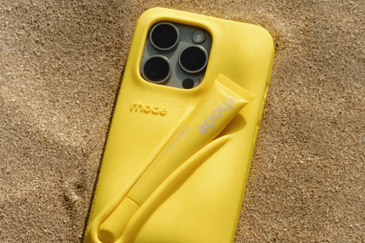 Lip Case Rhode By Hailey Bieber Limited Edition Shade Amarelo por